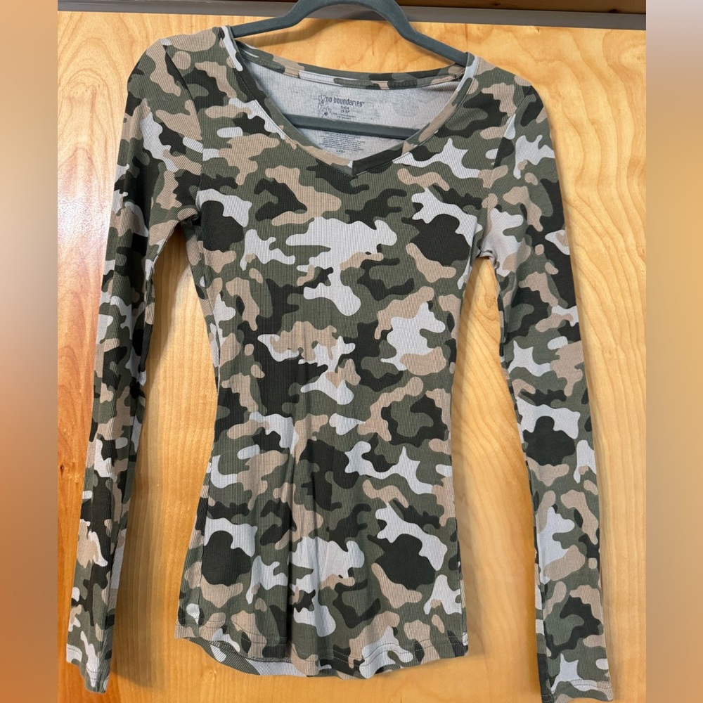 Camo top